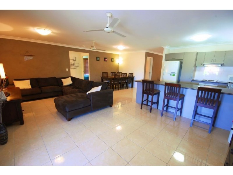 7 Littabella PLace, Bushland Beach QLD 4818