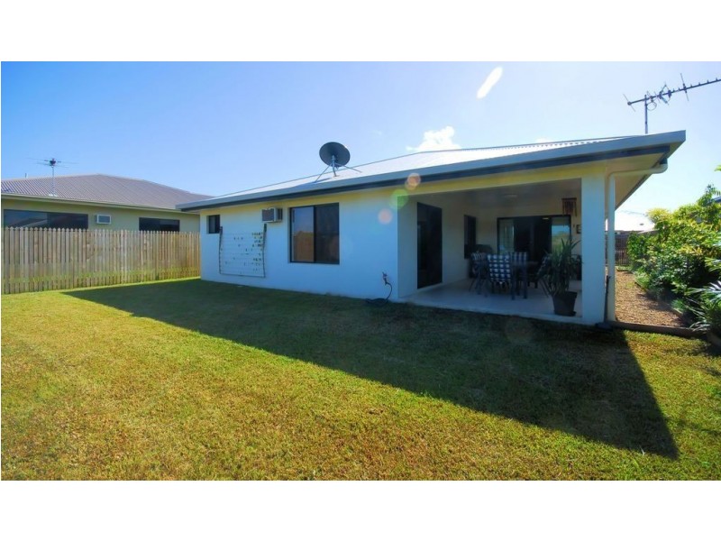 7 Littabella PLace, Bushland Beach QLD 4818