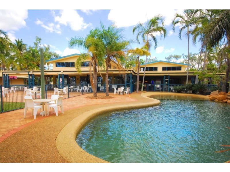 22 Cashell Crescent, Bushland Beach QLD 4818