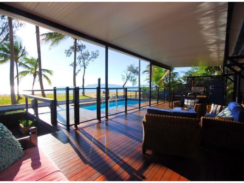 117 Cay Street, Saunders Beach QLD 4818