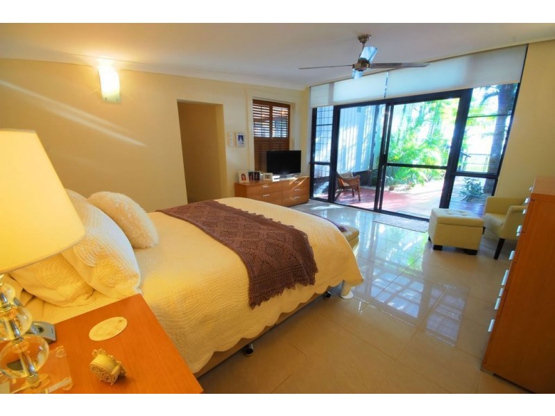 117 Cay Street, Saunders Beach QLD 4818