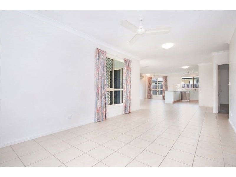 6 Woodwark Drive, Bushland Beach QLD 4818