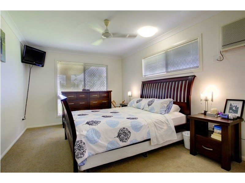 42 Dungurra Drive, Bushland Beach QLD 4818