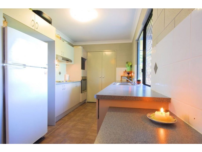 90 Blue Mountain Drive, Bluewater QLD 4818