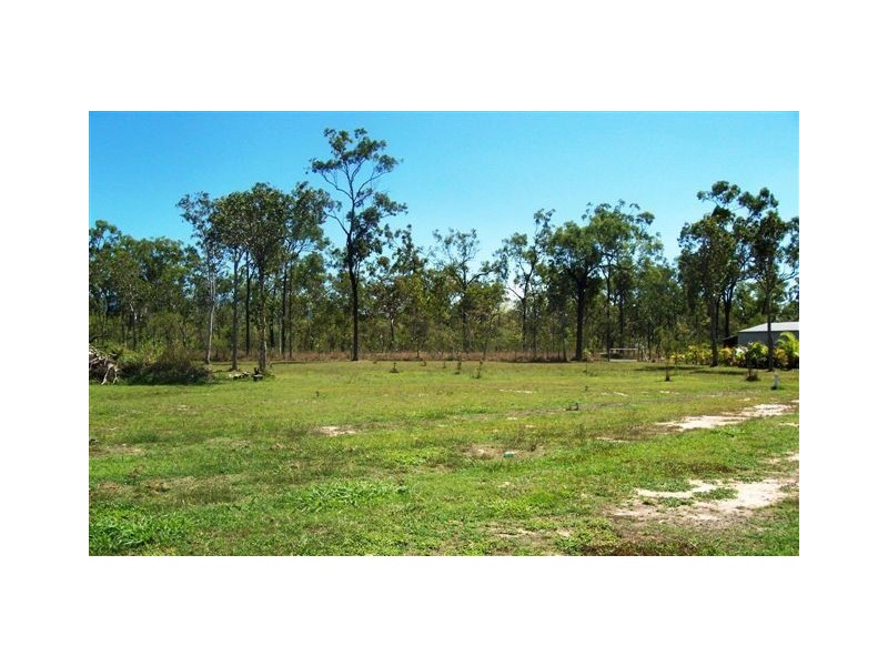 90 Blue Mountain Drive, Bluewater QLD 4818