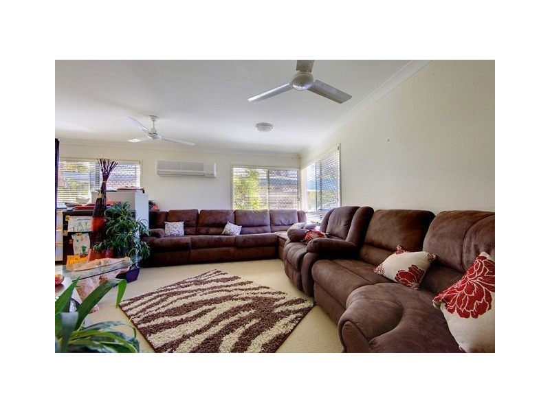 117 Coutts Drive, Bushland Beach QLD 4818