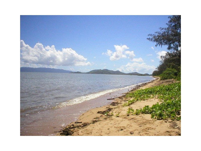 117 Coutts Drive, Bushland Beach QLD 4818