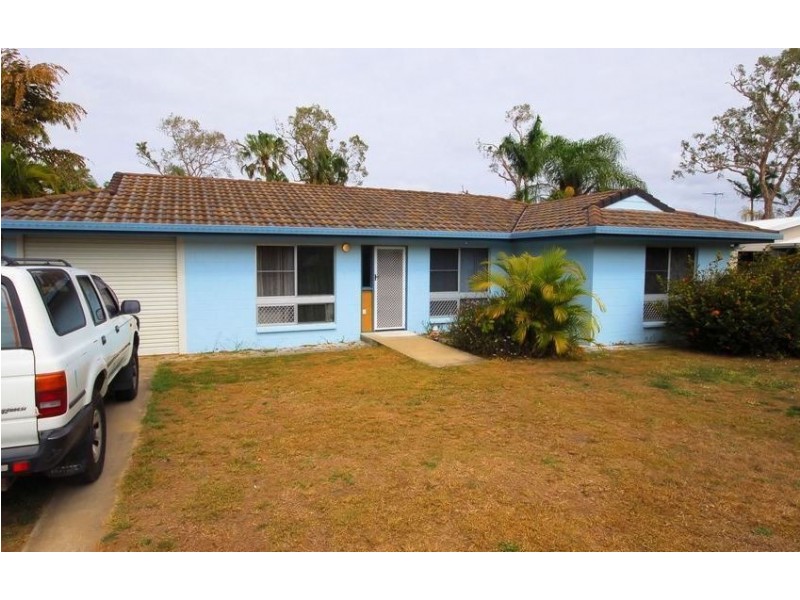 8 Lotus Court, Bushland Beach QLD 4818