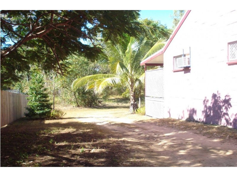 20 Madelaine Drive, Balgal Beach QLD 4816