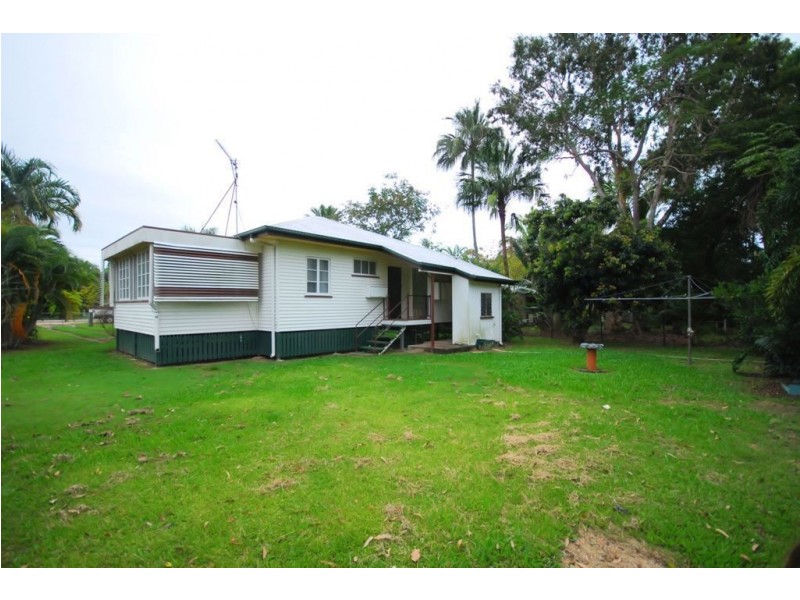 191 Balgal Beach Road, Balgal Beach QLD 4816