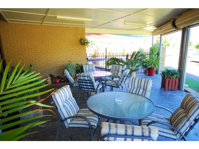 12 Bowen Road, Hermit Park QLD 4812