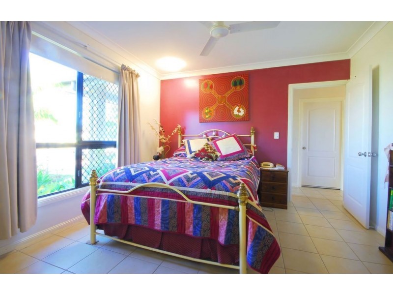 9 Mentmore Court, Bushland Beach QLD 4818