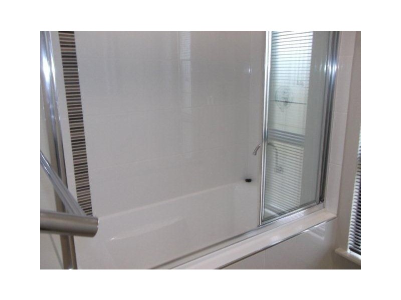 8 Burdell Drive, Burdell QLD 4818