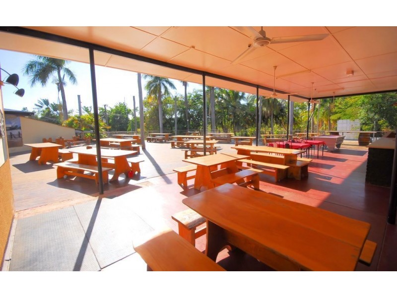 44040 Bruce Highway, Rollingstone QLD 4816