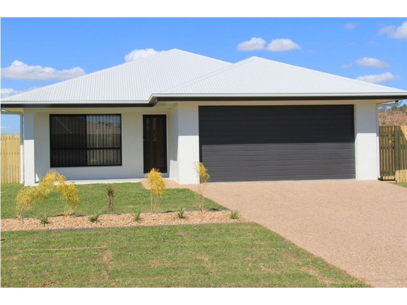 12 Lochern way, Bushland Beach QLD 4818