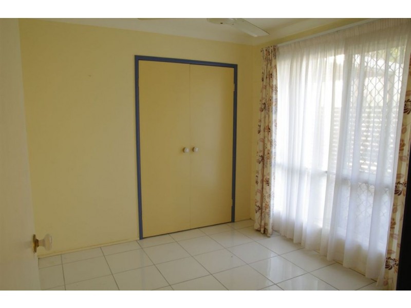 45 marina drive, Bushland Beach QLD 4818