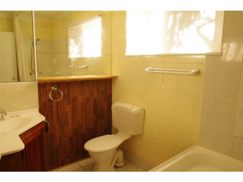 45 marina drive, Bushland Beach QLD 4818