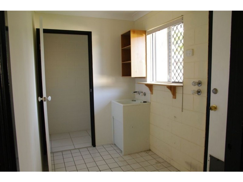 45 marina drive, Bushland Beach QLD 4818