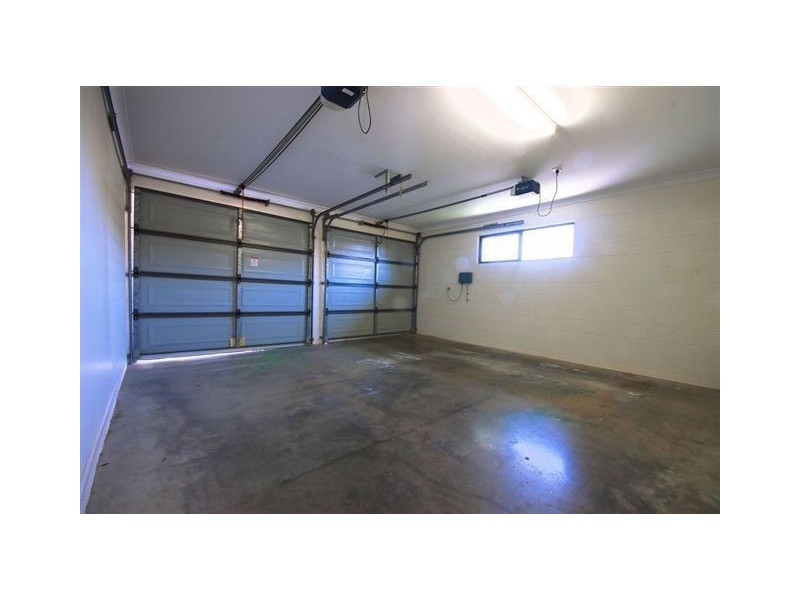 18 Donostia Cres, Bushland Beach QLD 4818