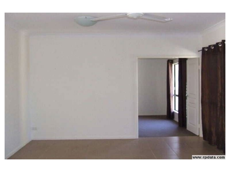 152 Daintree Drive, Bushland Beach QLD 4818