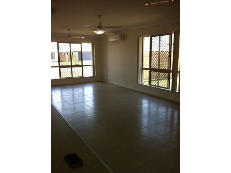 103 Daintree Drive, Bushland Beach QLD 4818