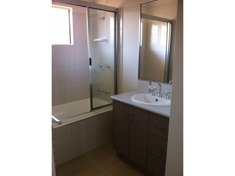 103 Daintree Drive, Bushland Beach QLD 4818