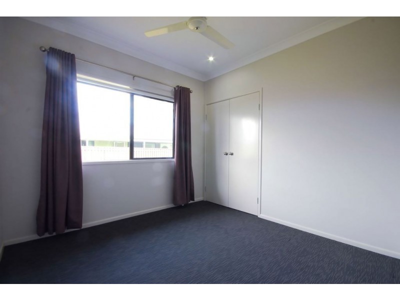 10 Dugong Court, Bushland Beach QLD 4818