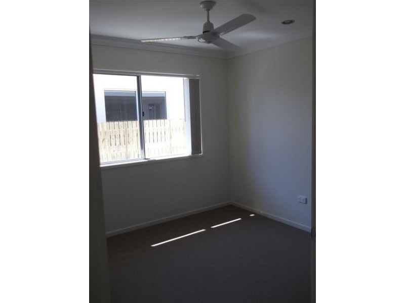 48 Beach Oak Drive, Mount Low QLD 4818