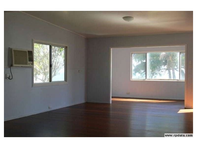 67 Cay Street, Saunders Beach QLD 4818