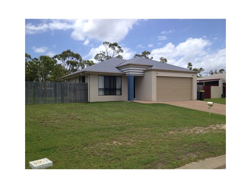 19 Wexford Cres, Mount Low QLD 4818