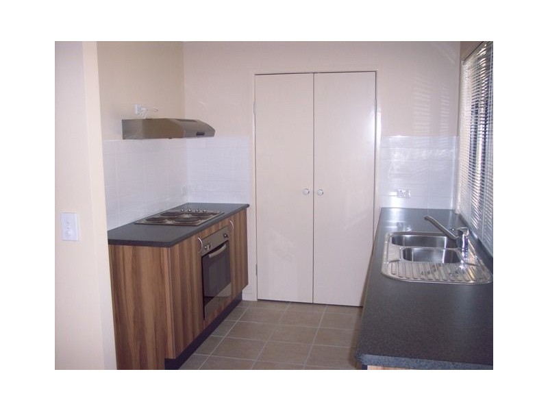 19 Wexford Cres, Mount Low QLD 4818