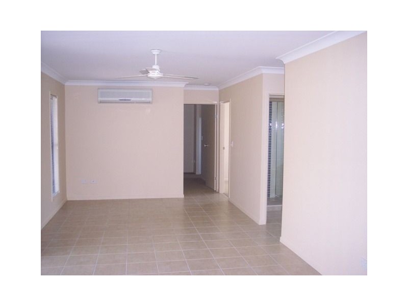 19 Wexford Cres, Mount Low QLD 4818