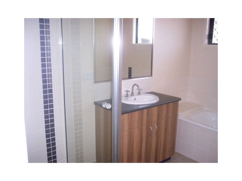 19 Wexford Cres, Mount Low QLD 4818