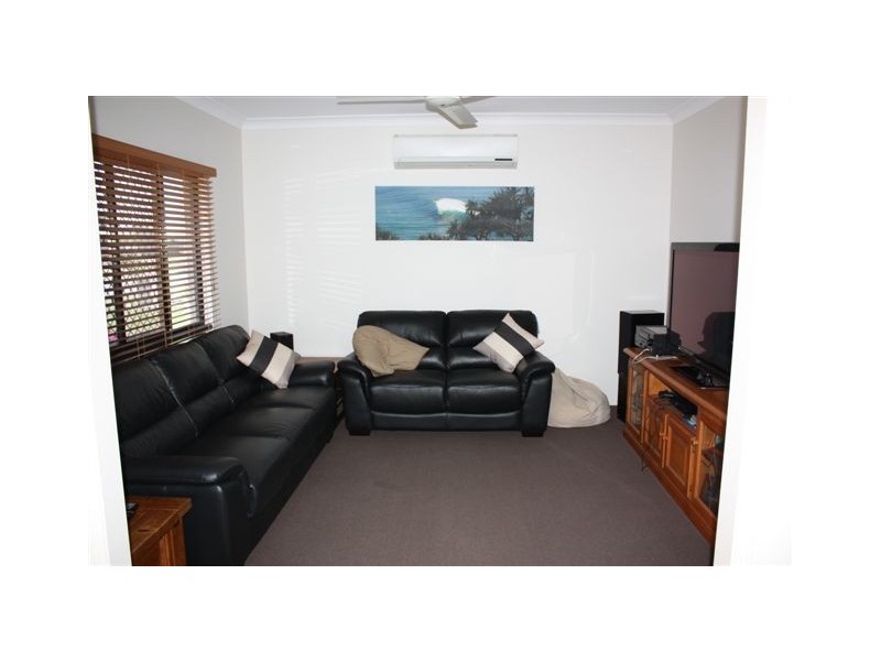 167 Daintree Drive, Bushland Beach QLD 4818