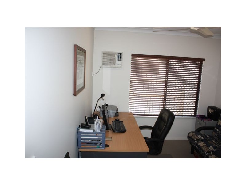 167 Daintree Drive, Bushland Beach QLD 4818