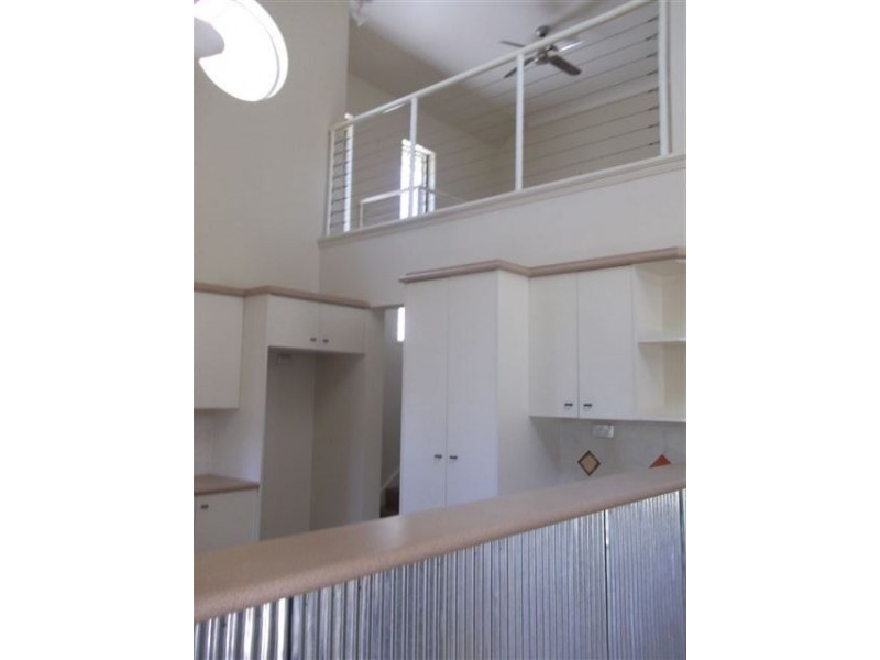 1/1 Livistonia Close, Bushland Beach QLD 4818