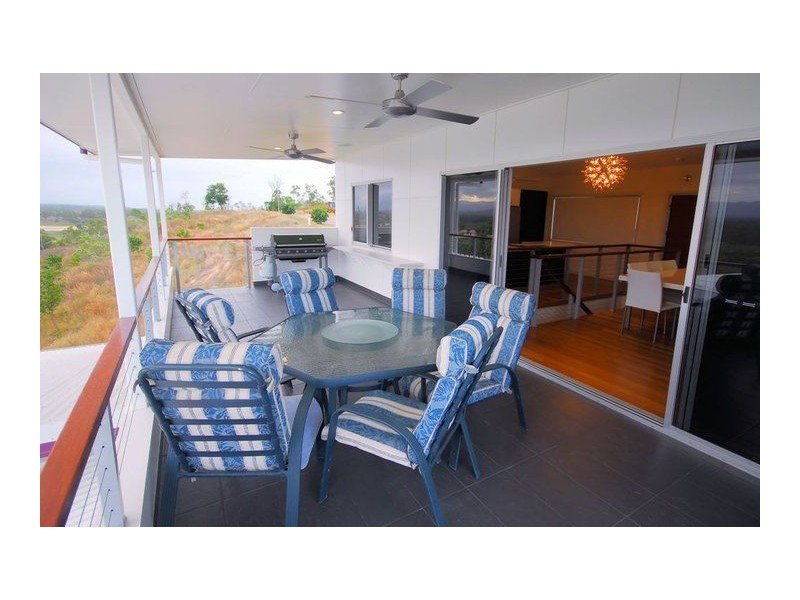 131 Goicoechea Drive, Bushland Beach QLD 4818