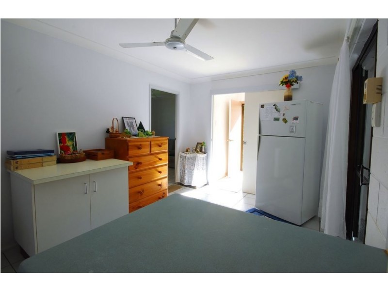 4 Fanning Court, Balgal Beach QLD 4816