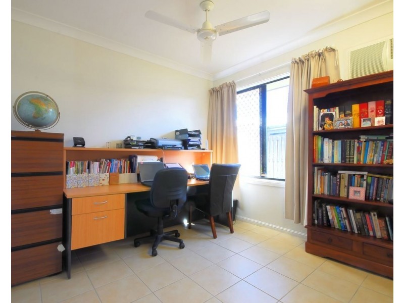 9 Mentmore Court, Bushland Beach QLD 4818