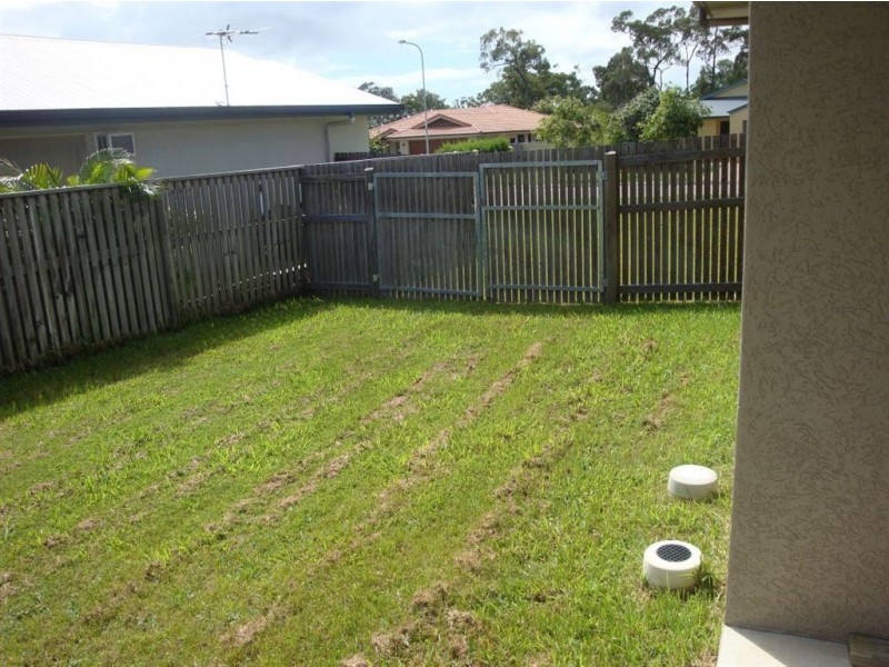 15 Ugarte Street, Bushland Beach QLD 4818