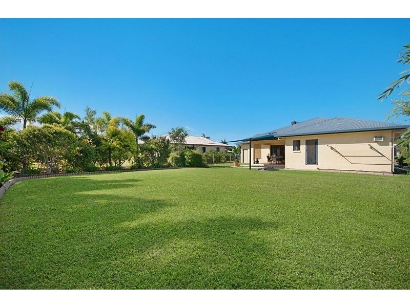 147 Ocean Parade, Balgal Beach QLD 4816