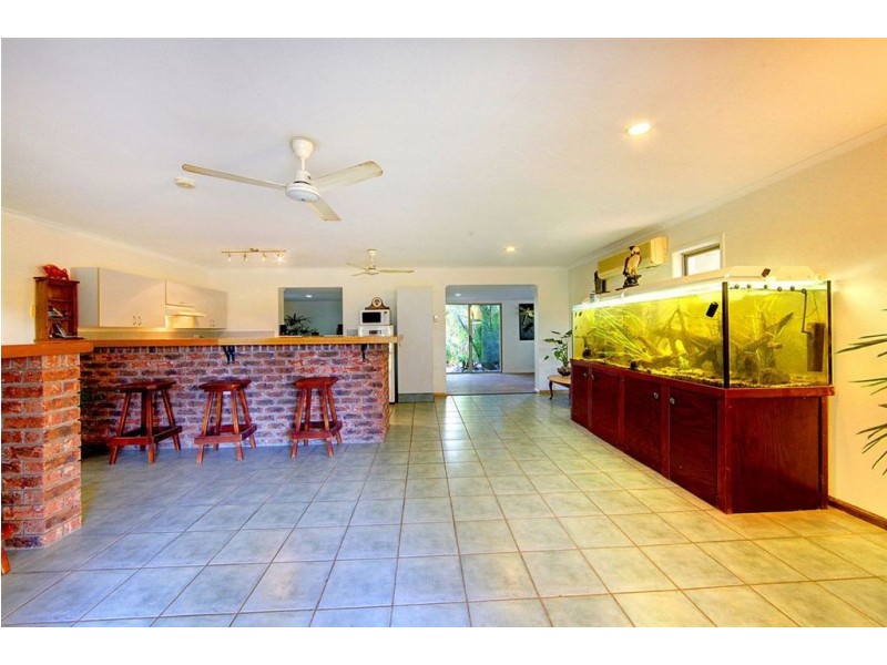 14 Frendon Parade, Mount Low QLD 4818