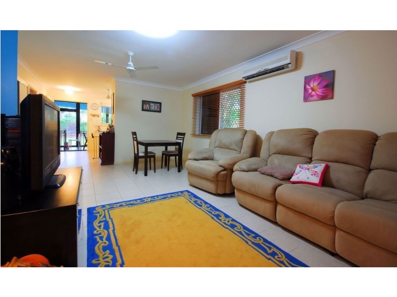 8 Fanning Court, Balgal Beach QLD 4816