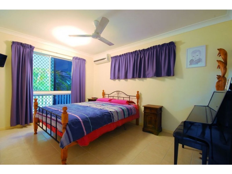 8 Fanning Court, Balgal Beach QLD 4816
