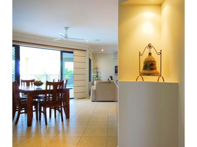 29 Dungurra Place, Bushland Beach QLD 4818