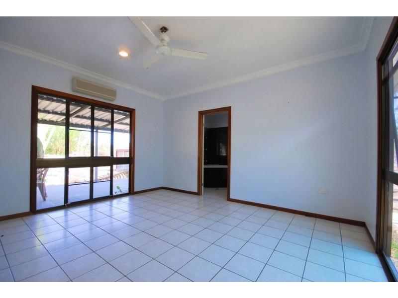 12 Holstein Place, Black River QLD 4818