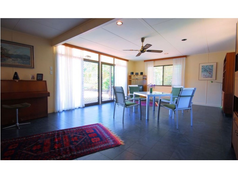 13 Macadamia Court, Bushland Beach QLD 4818