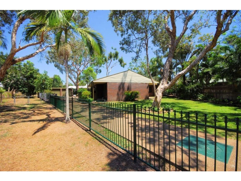13 Macadamia Court, Bushland Beach QLD 4818