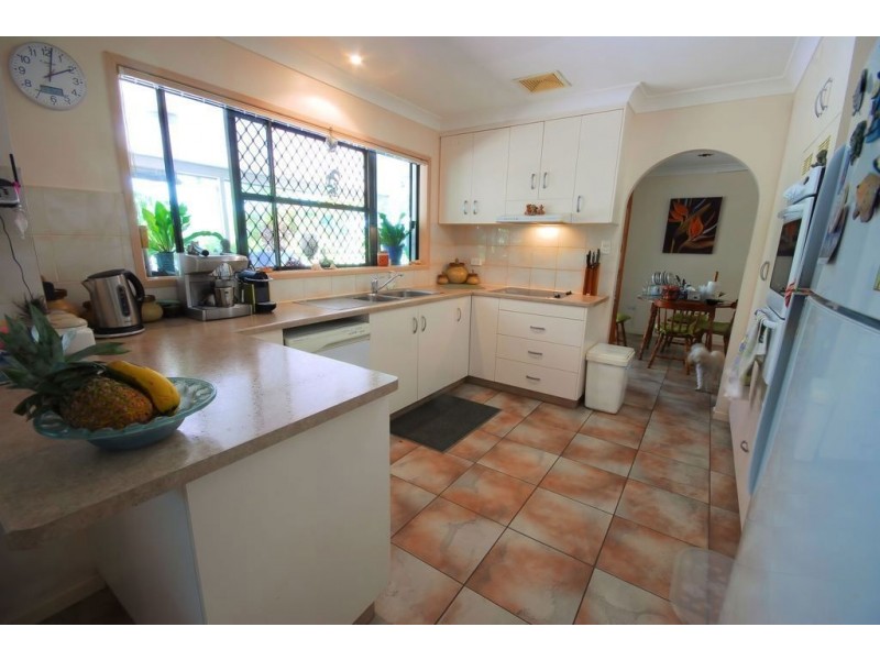 14 Kurrajong Court, Bushland Beach QLD 4818