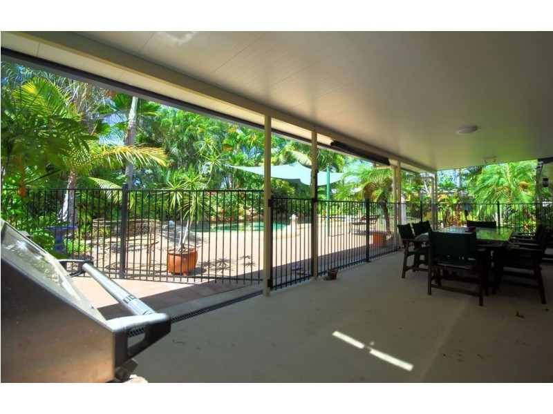 14 Kurrajong Court, Bushland Beach QLD 4818